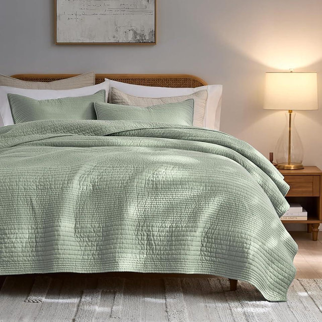 palassio Striped Sage Green 100% Cotton Quilt King Size Bedding Sets, Lightweight Crinkly Channel Pick Stitch Textured Bedspread Soft Shabby Chic Farmhouse Country Coverlet for All Season, 2 Shams