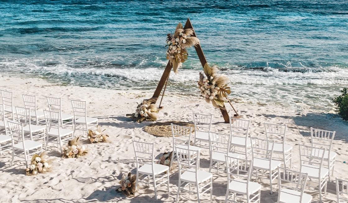 The Wedding Website of Carissa Daigle and Johnathan Vincent