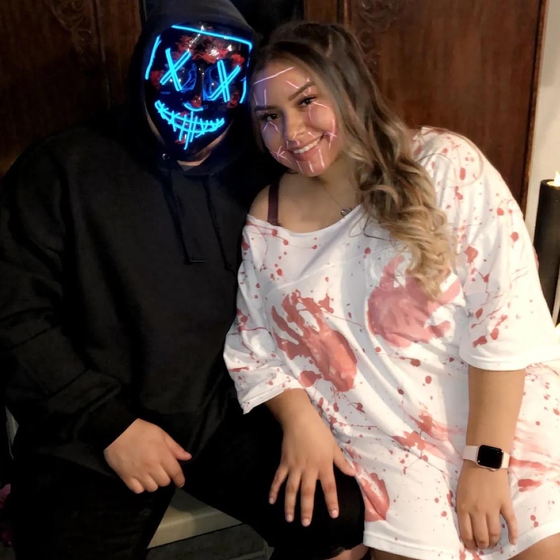 OCTOBER 31, 2020
Nuestro primer Halloween juntos 🎃
