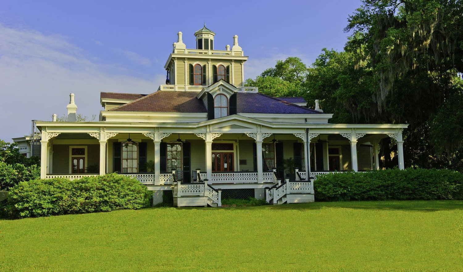 The Wedding Website of Meaghan Boudreaux and Logan Landry