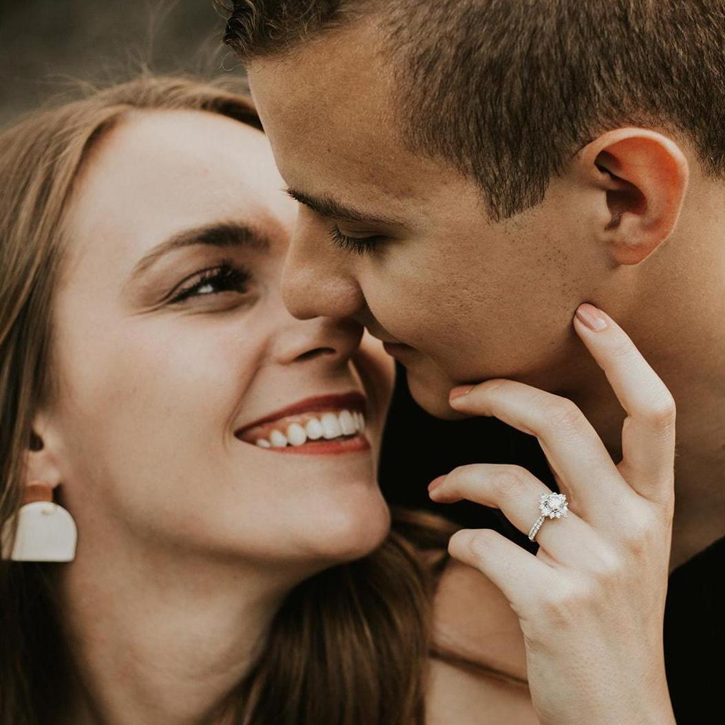 Engagement Photos - Mellon Park
