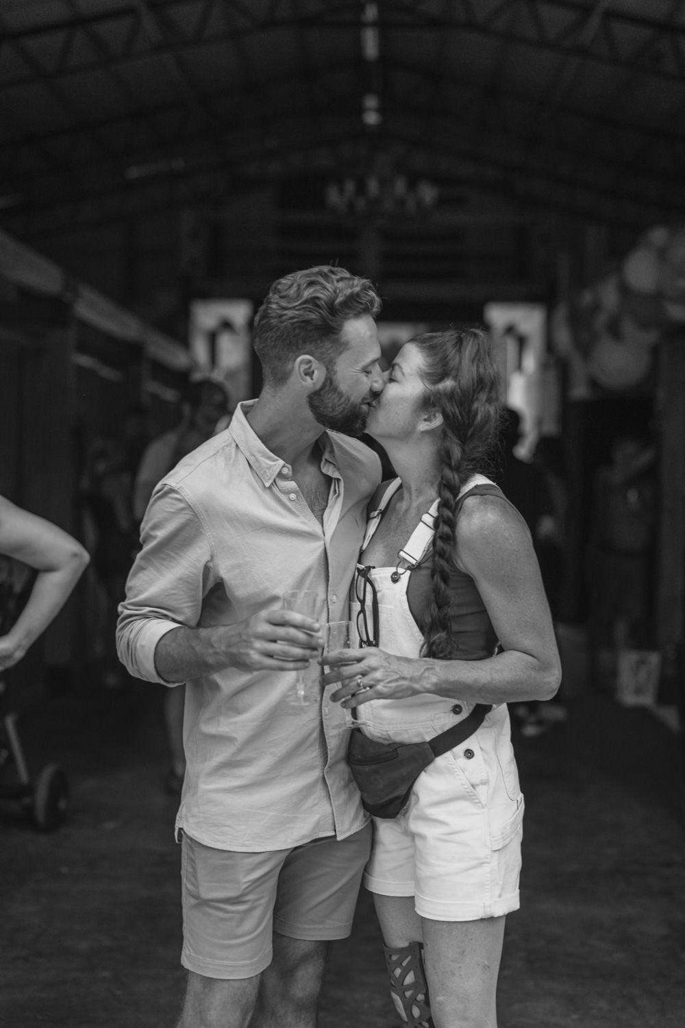 The Wedding Website of Jon Hoar and Crystal Hooks
