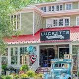 The Old Lucketts Store