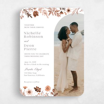 White Rounded Wedding Invitation - Viva Photo