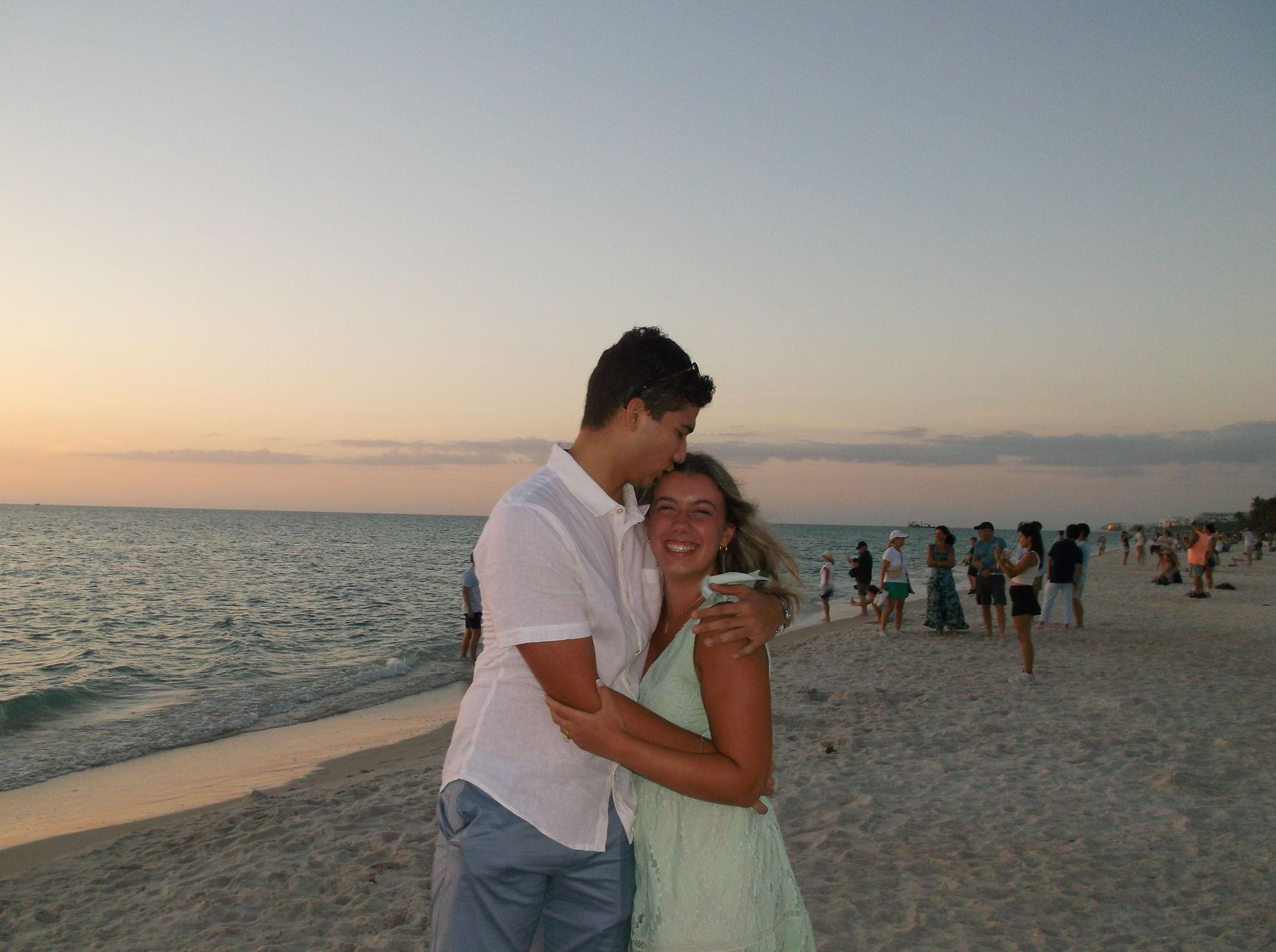 The Wedding Website of Sara Vanessendelft and Angelo Smith