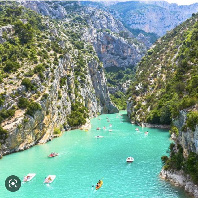 Gorges du Verdon Day Trip and Kayak Rental