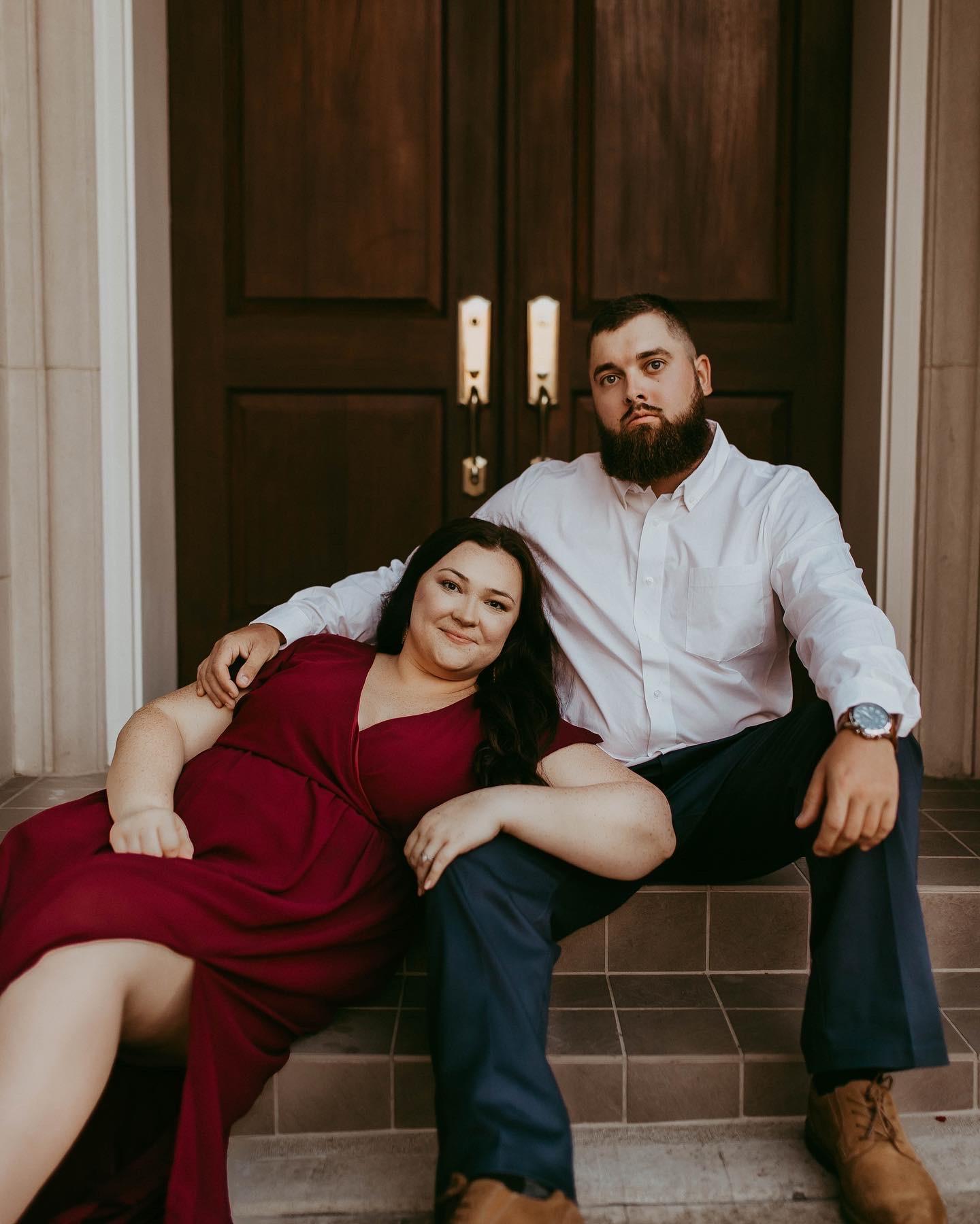 The Wedding Website of Elleigha Grimmett and John Kolendriski