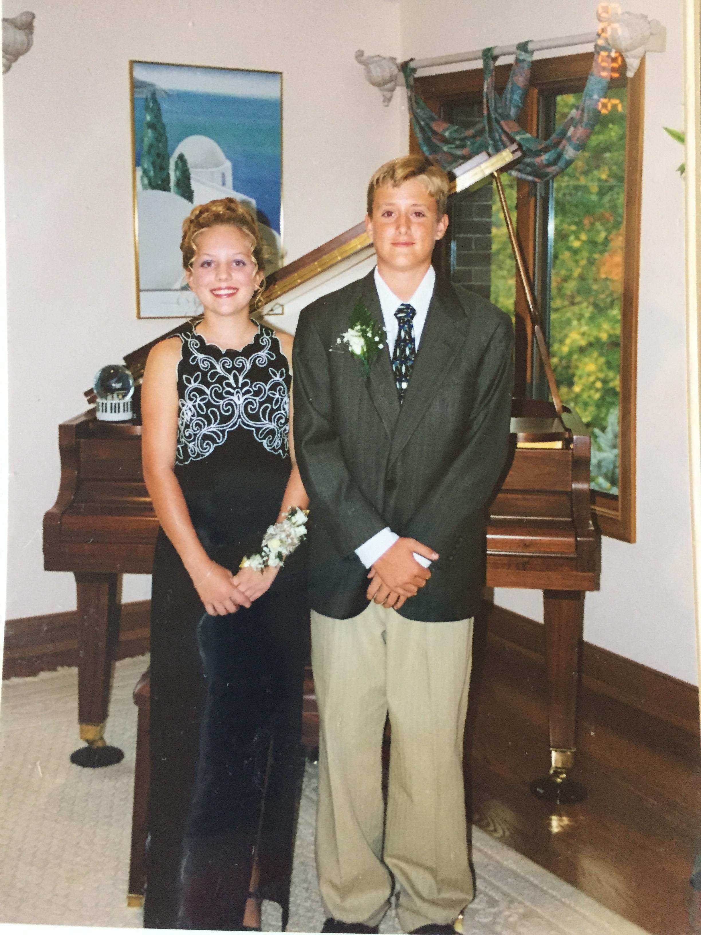 The Wedding Website of Lindsay Robinson and Josh Littlehales