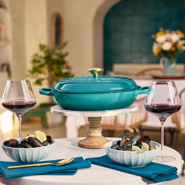 Le Creuset, Signature Everyday Pan/Braiser | Zola