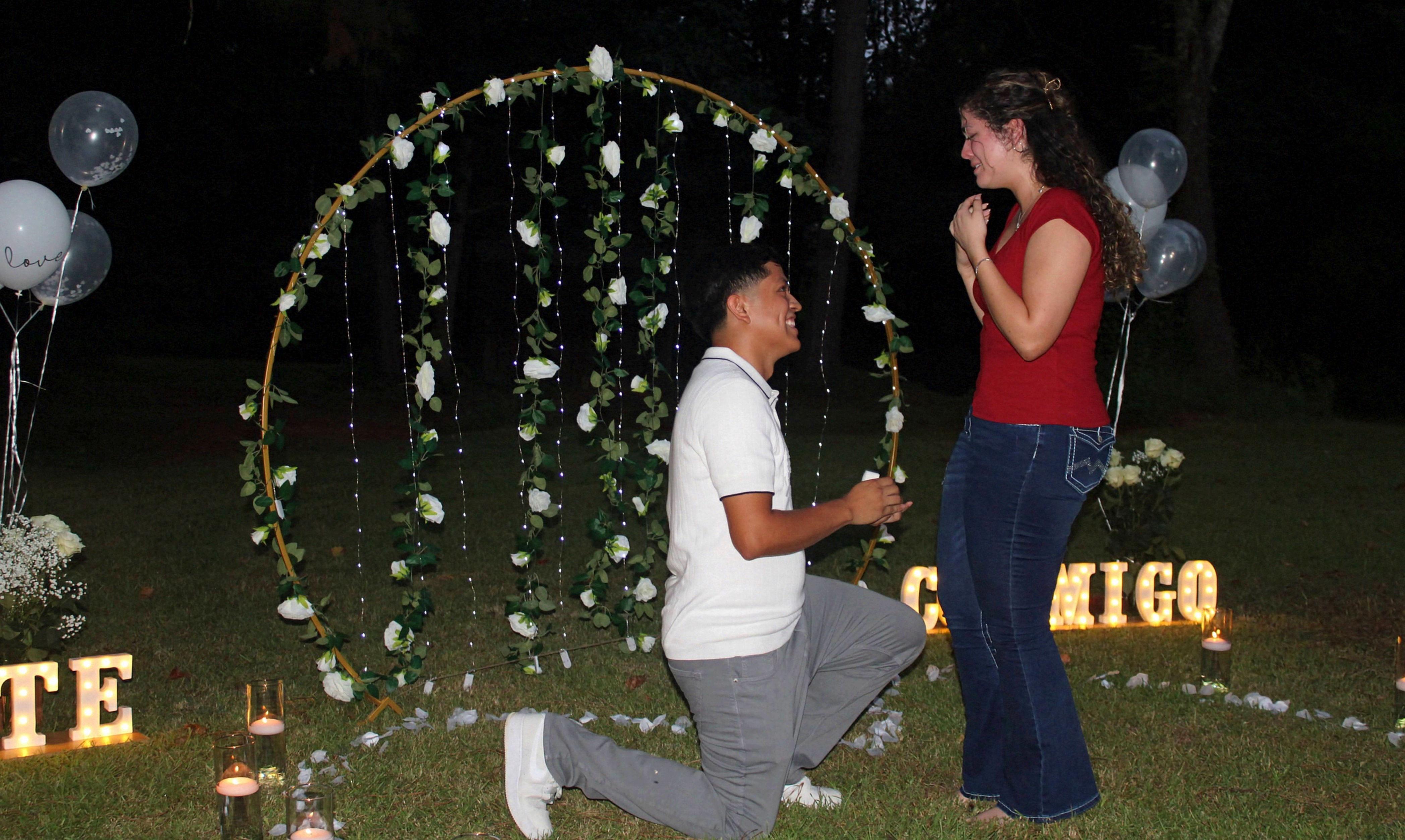 The Wedding Website of Victoria Favela and Pablo Cervantes