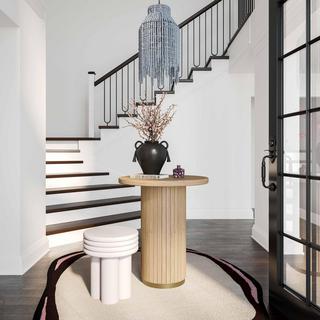 Chelsea Entry Table