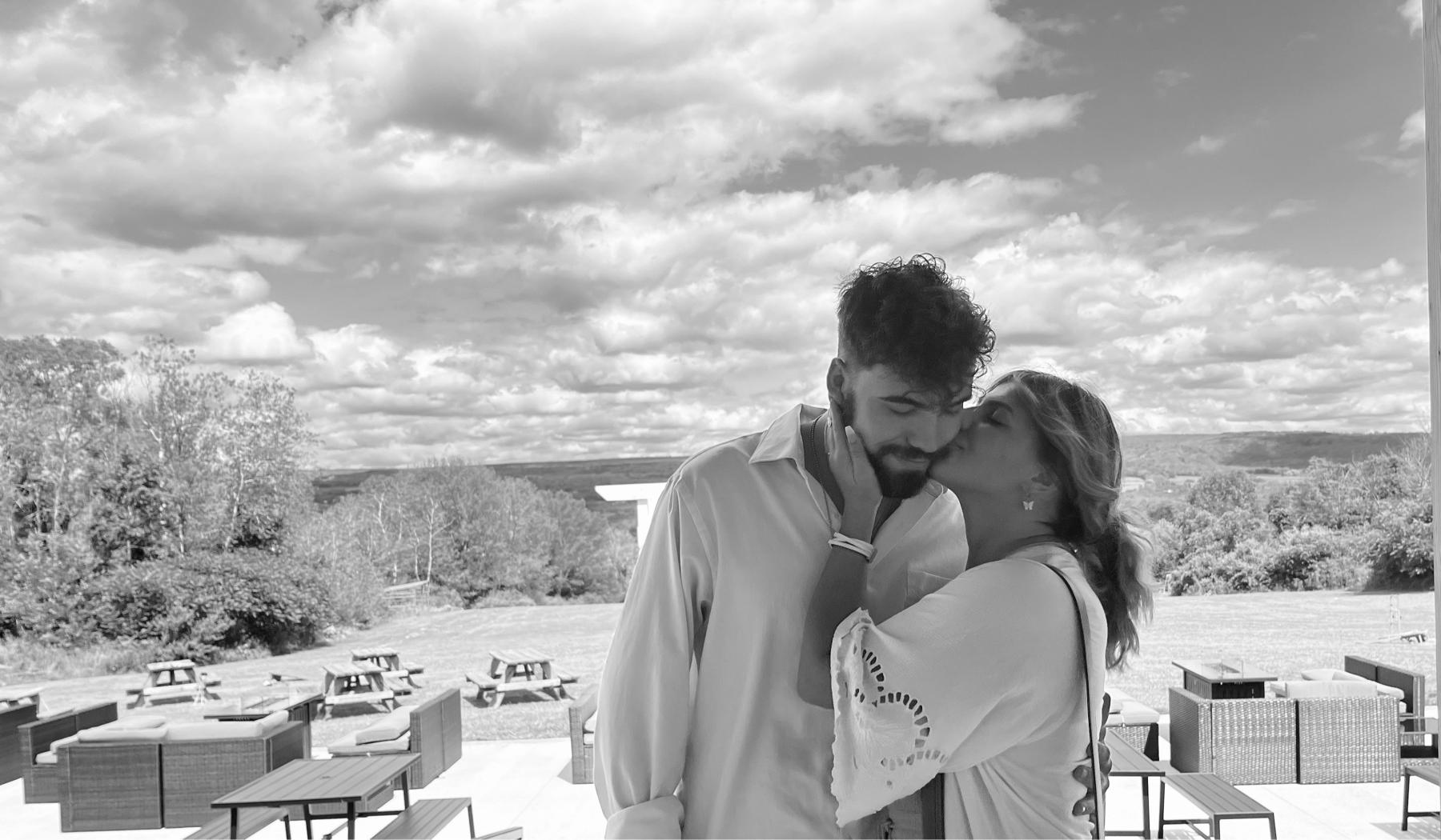 The Wedding Website of Riley Draper and Hannah Bruno