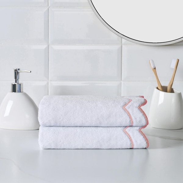 Peri Home Scallop Hand Towel