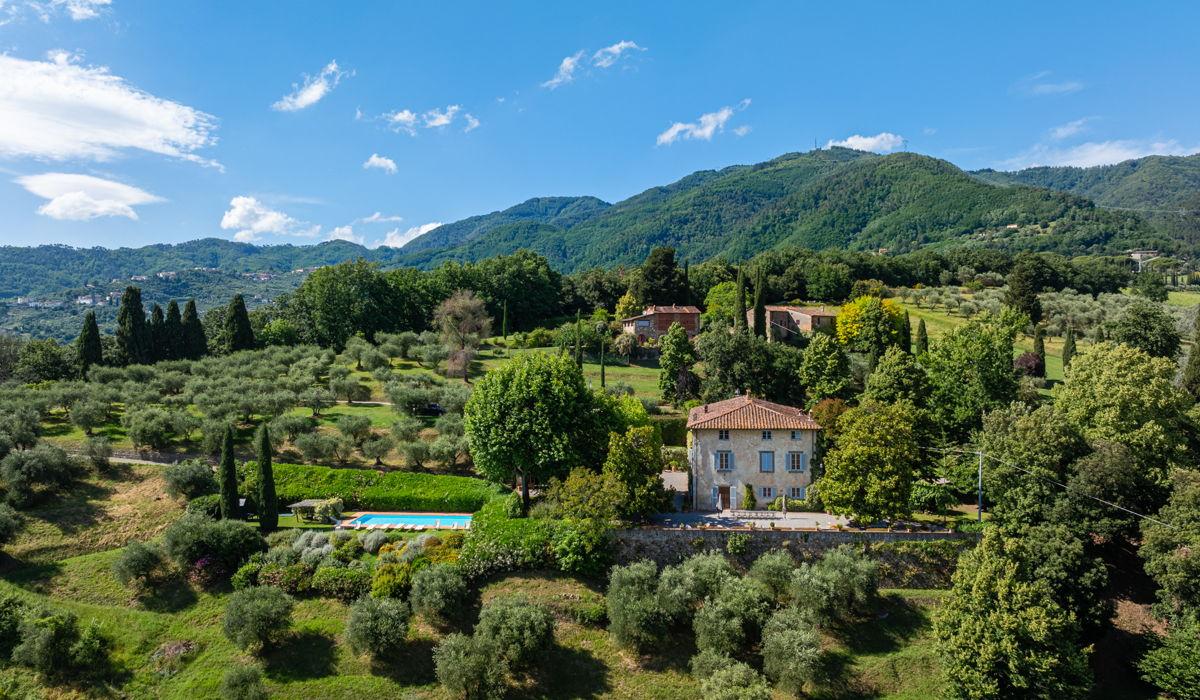 Hero Slideshow Image 1