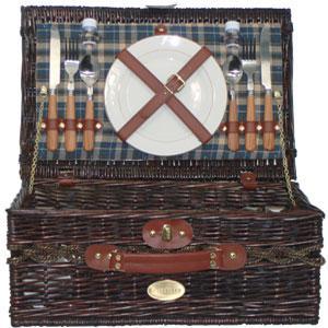 Vintage Picnic Baskets
