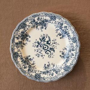 BLUE FLORAL EARTHENWARE DINNER PLATE - Dinner plates - KITCHEN & DINING - TABLEWARE | Zara Home United States of America | Zara Home United States of America