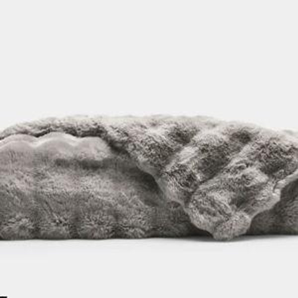 Bubble Cuddle Blanket- light gray color