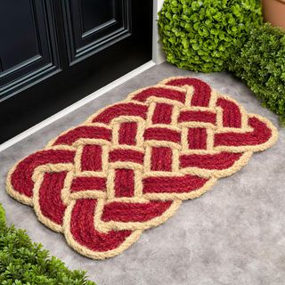 Maeve Scalloped Basketweave Coir Indoor/Outdoor Doormat