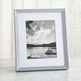Icon 8x10 Picture Frame
