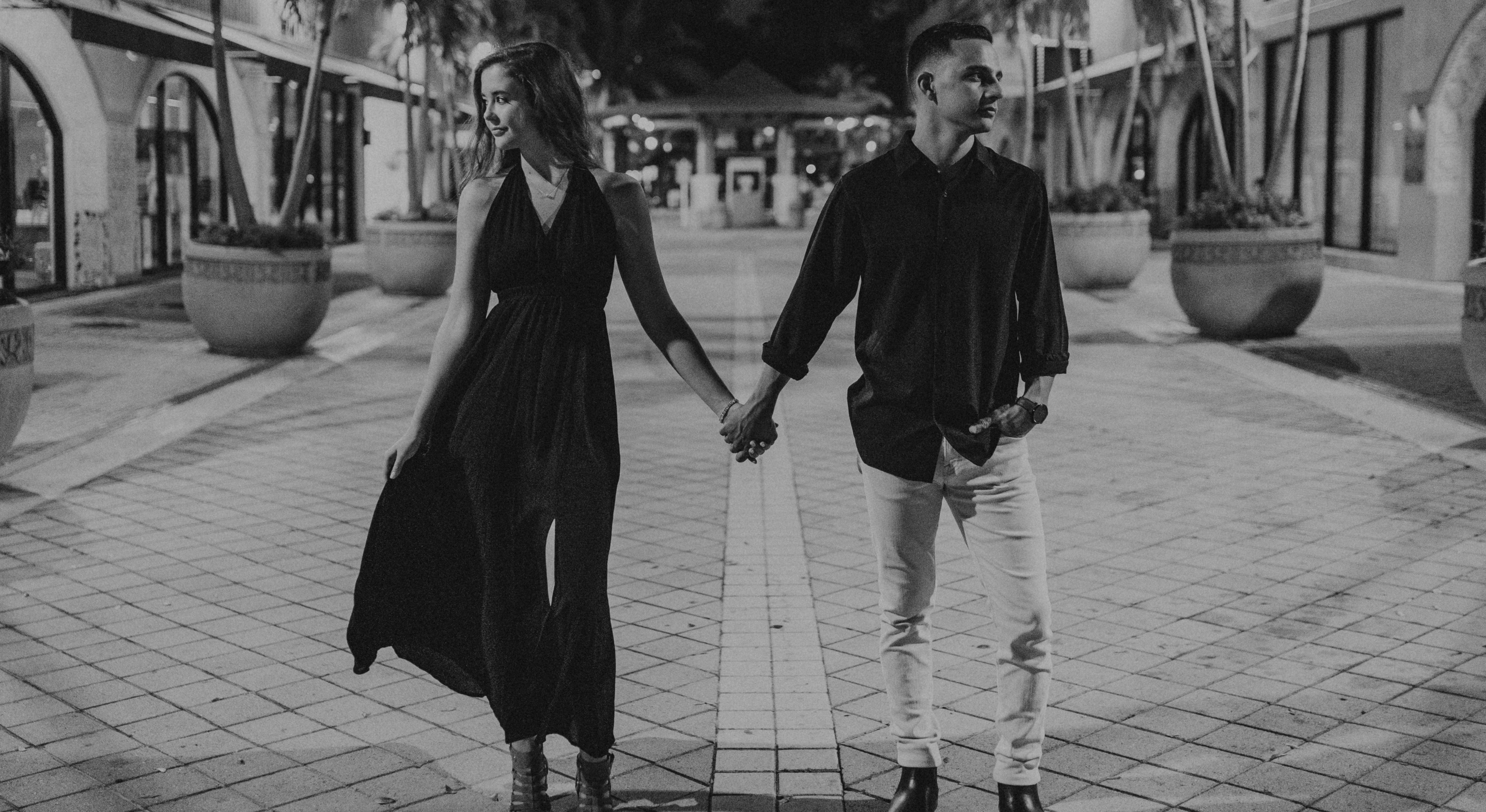 The Blind Line:  Lily Philips' Incredible Love Story! - 7bz0g0n