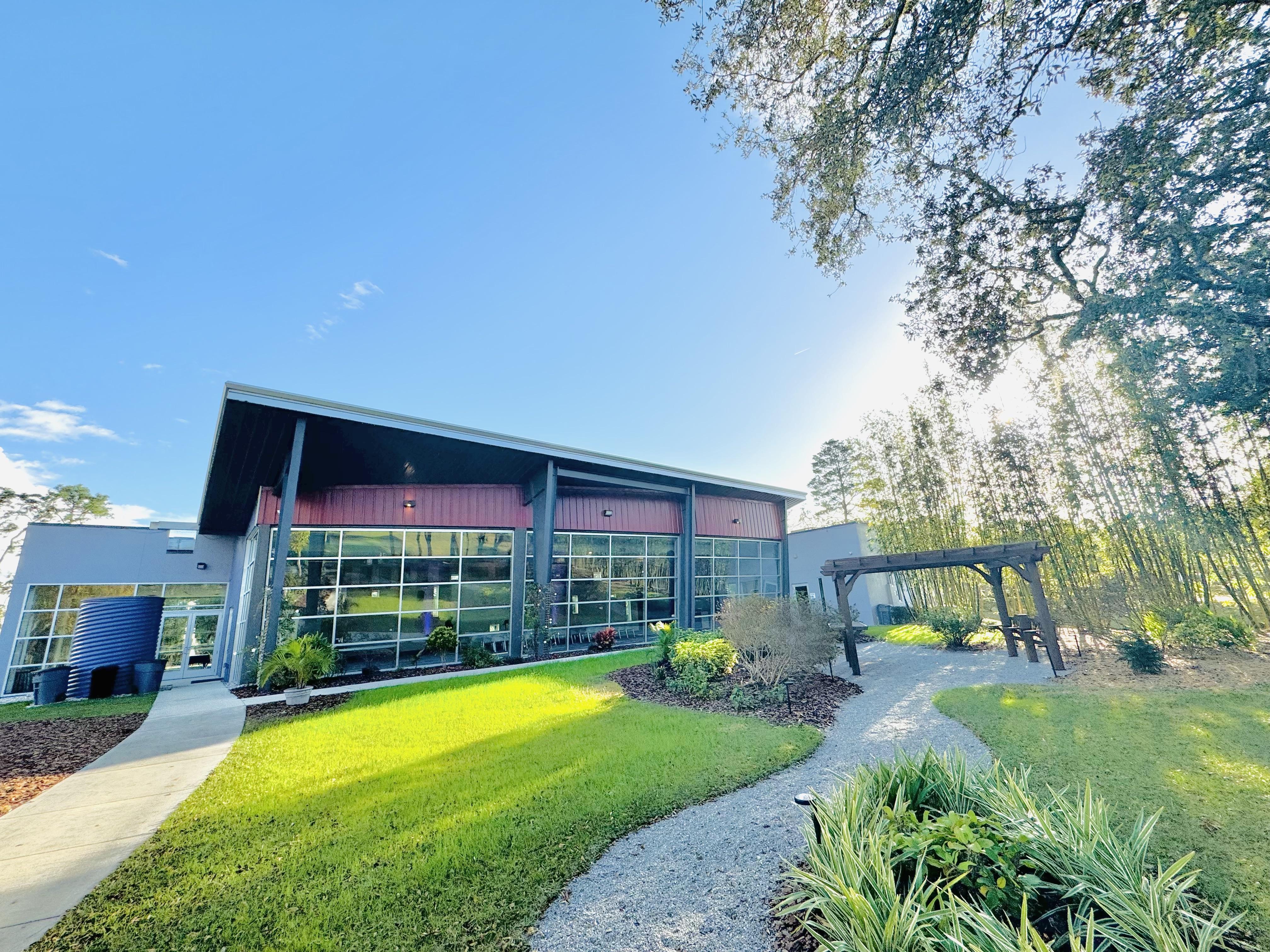 The Wedding Website of Emma Viera and 15th Event