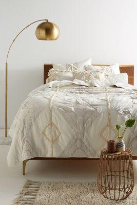 Tufted Banksia Quilt