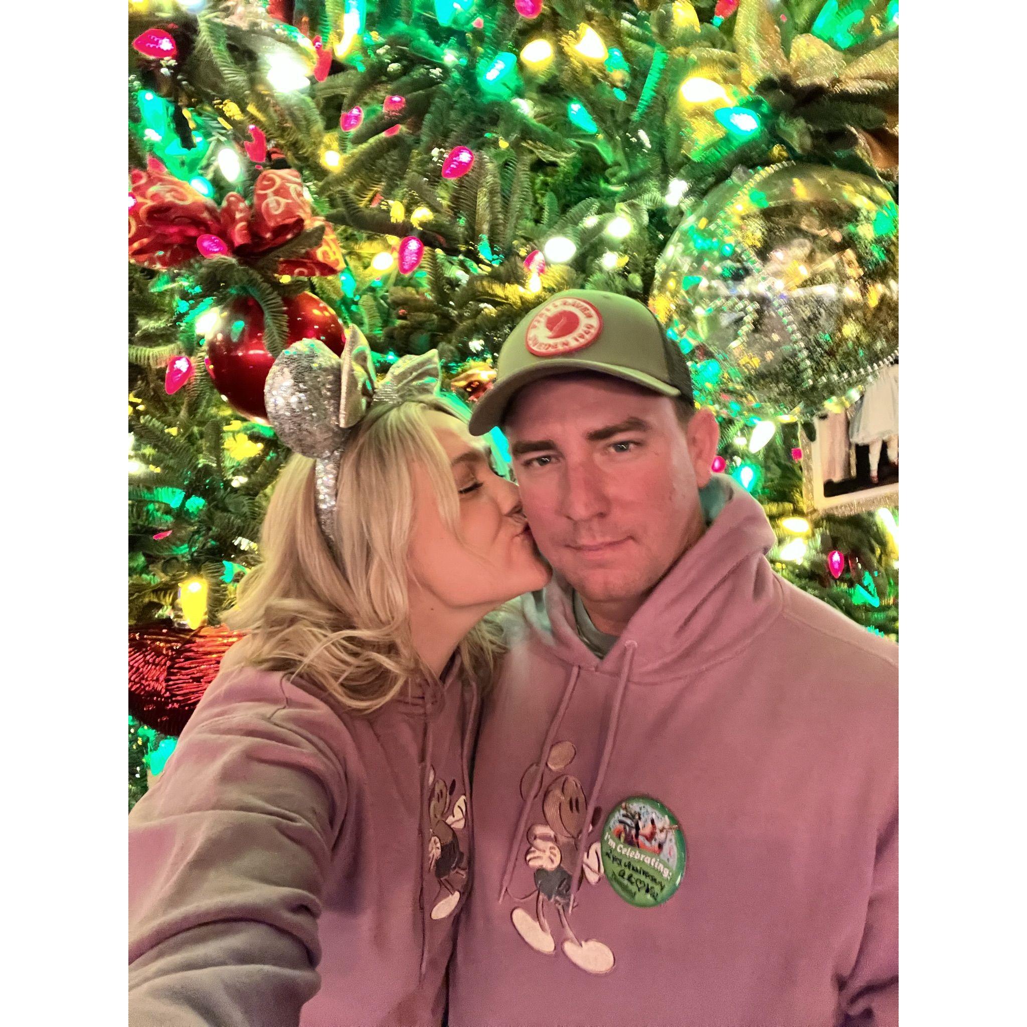 Disney Date, December 2022