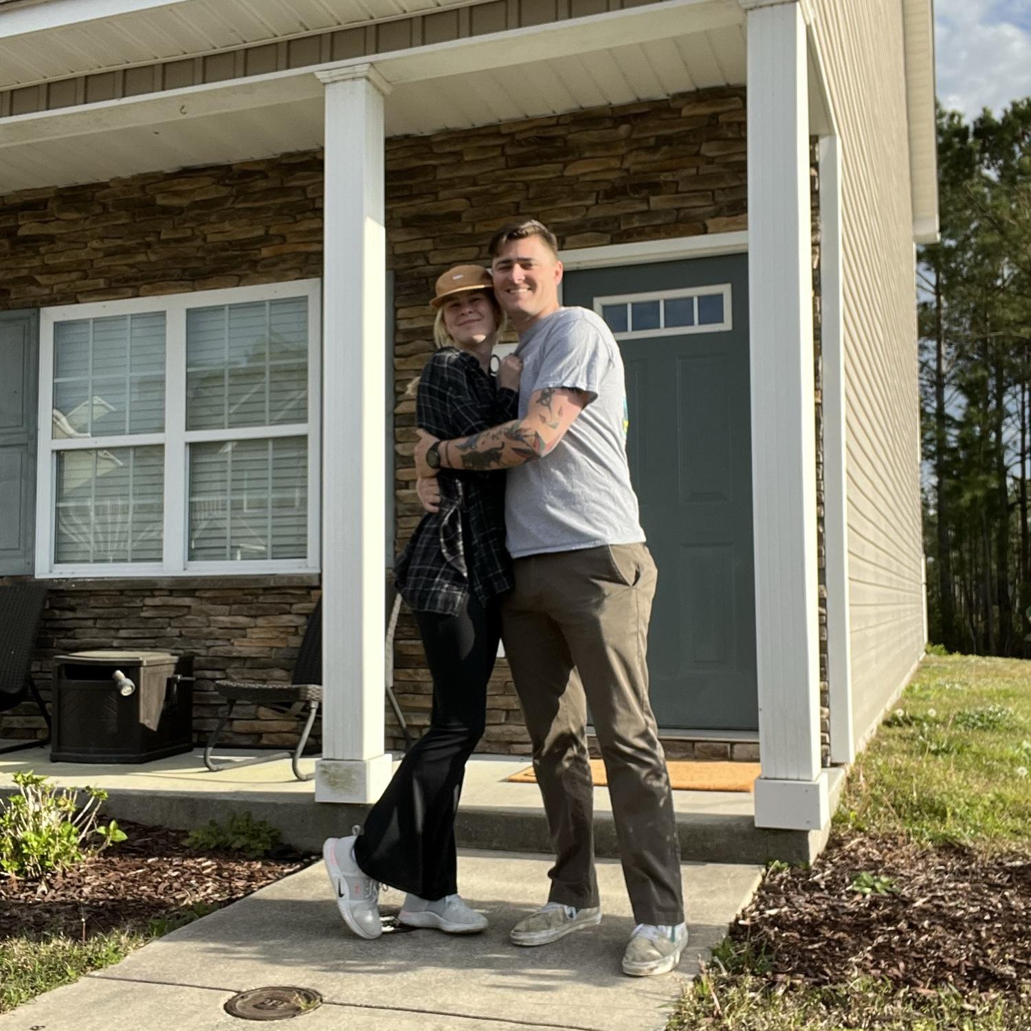 Allie moved to Sneads Ferry, North Carolina to be with Joey in March 2023. This was the day Allie and Joey moved in together!