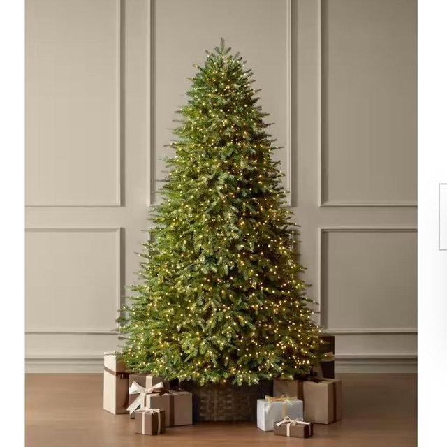 7.5 ft. Grand Duchess Twinkling Balsam Fir LED Pre-Lit Artificial Christmas Tree T27