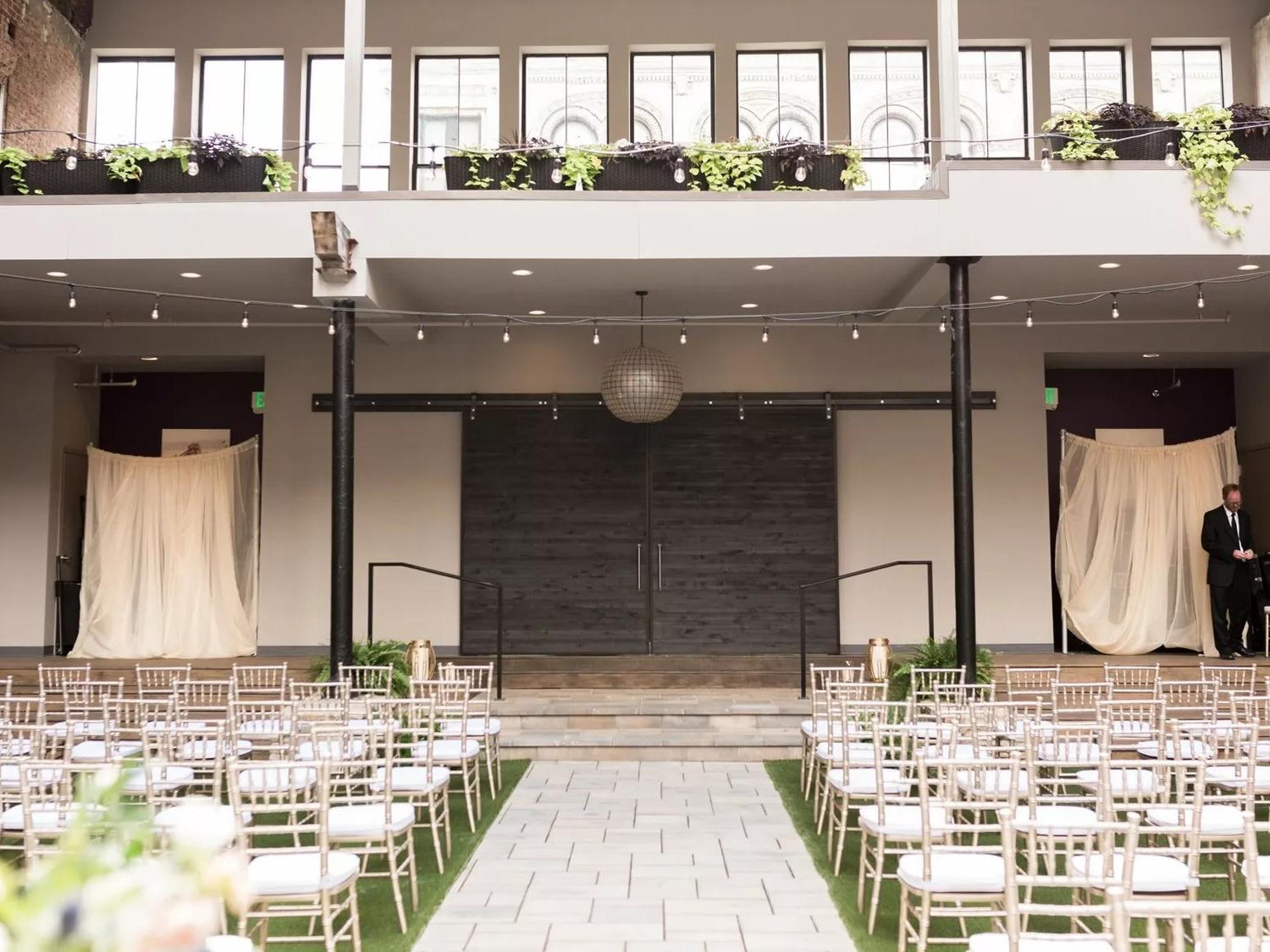 The Wedding Website of Hunter Schwarz and Wayne Thompson