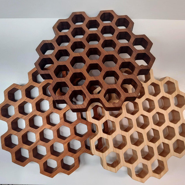 Honeycomb Wood Trivet: Kitchen Counter Protector