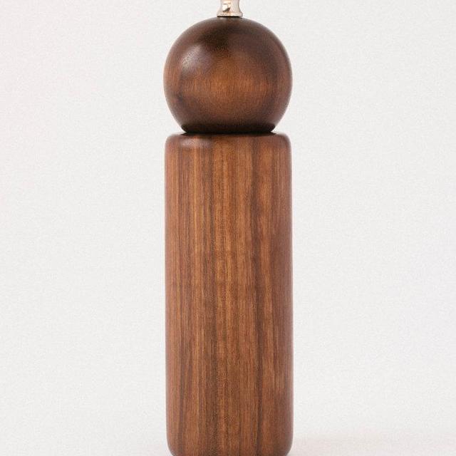 Butler Spice Mill Walnut Pepper
