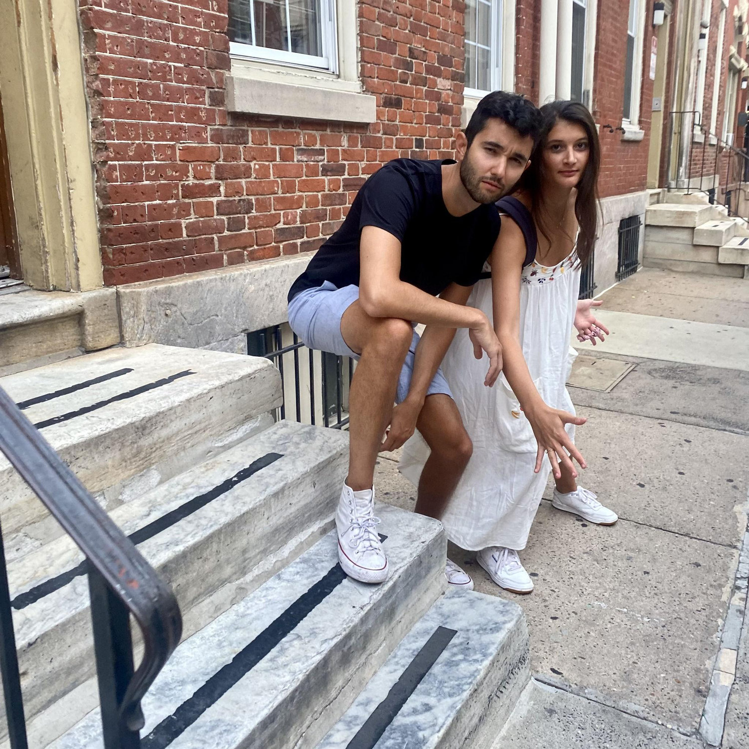Stoop kids.