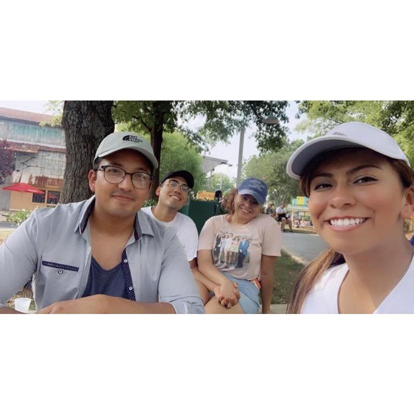 TAMBIEN, SE DIJO "TE AMO" POR PRIMERA VEZ.
ALSO, FIRST TIME "I LOVE YOU" WAS SAID.