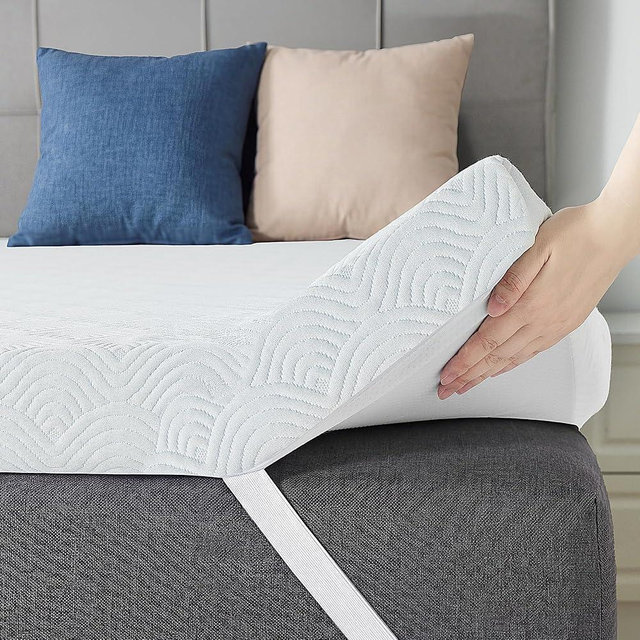 MASVIS 3 Inch Queen Memory Foam Mattress Topper, Ventilated Gel Mattress Topper for Back Pain Relief, CertiPUR-US Certified, Removable Washable Cover, Wave Pattern Bed Topper,White