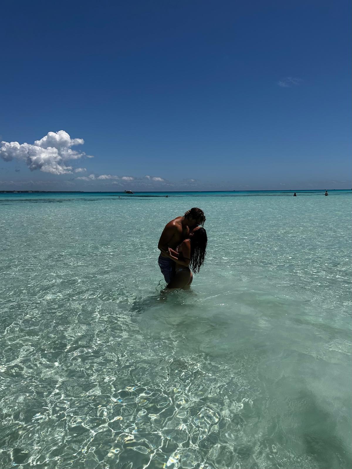 df8cb196-3a8a-4d05-9ba7-20d2ef167141