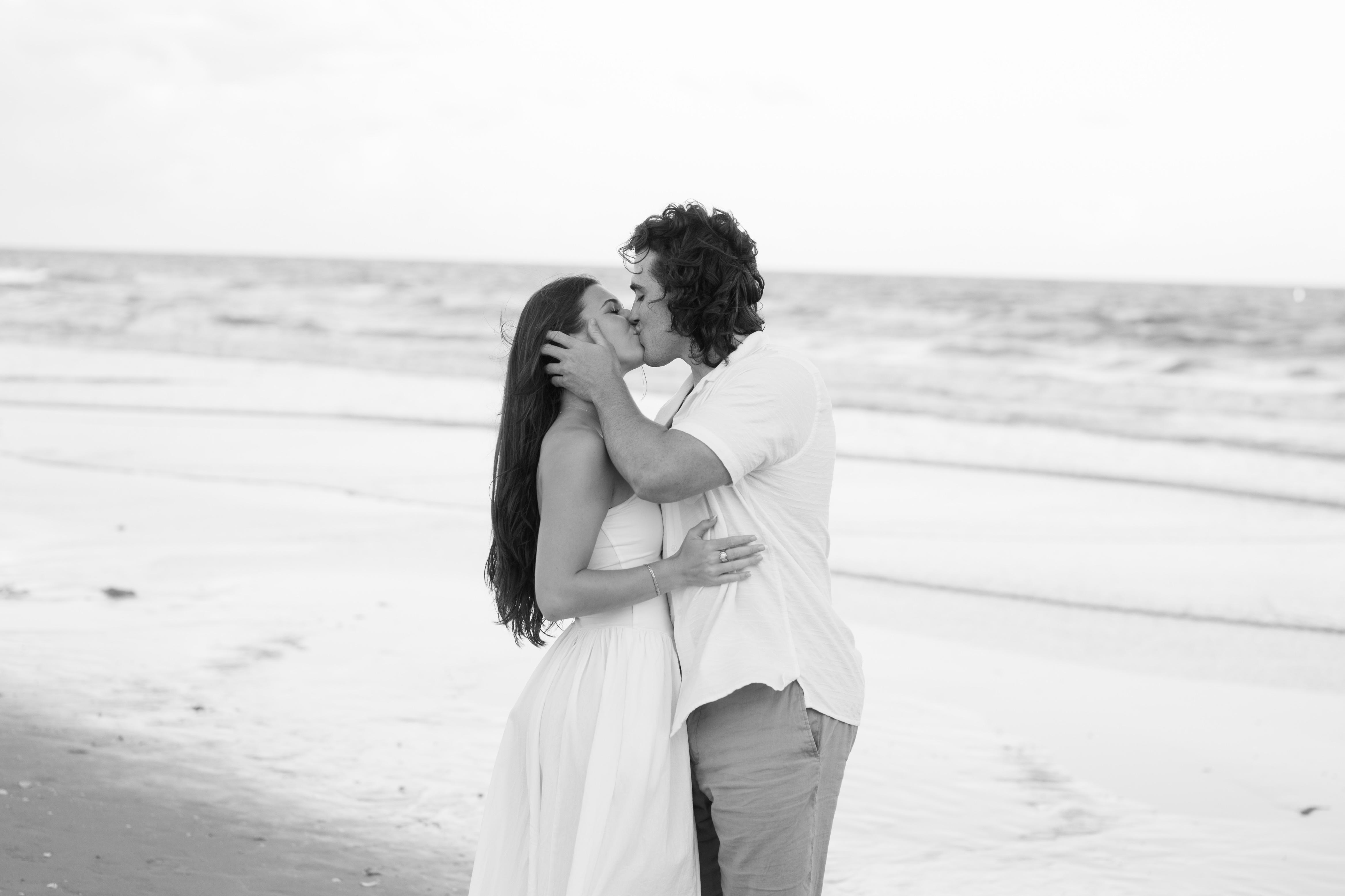 The Wedding Website of Lanie Mullowney and Connor Henderson
