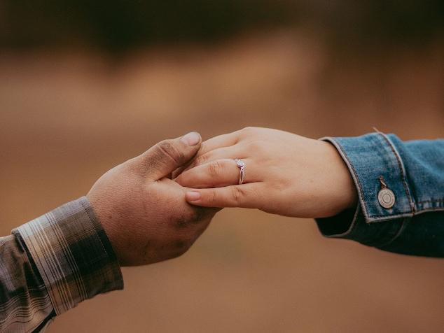 The Wedding Website of Jessica Stanley and Finnegan Lyon-Harris