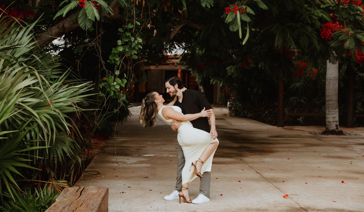 The Wedding Website of Anapau Perea and Diego Cantu