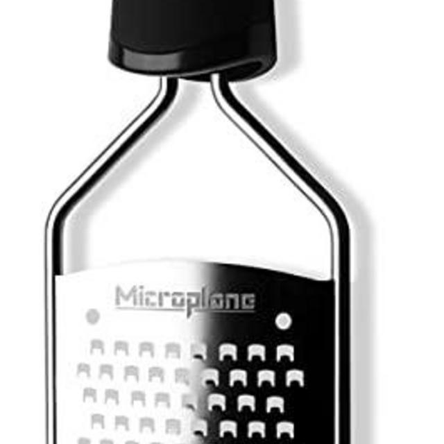 Microplane 45000 Gourmet Series Coarse Cheese Grater, 18/8, Silver