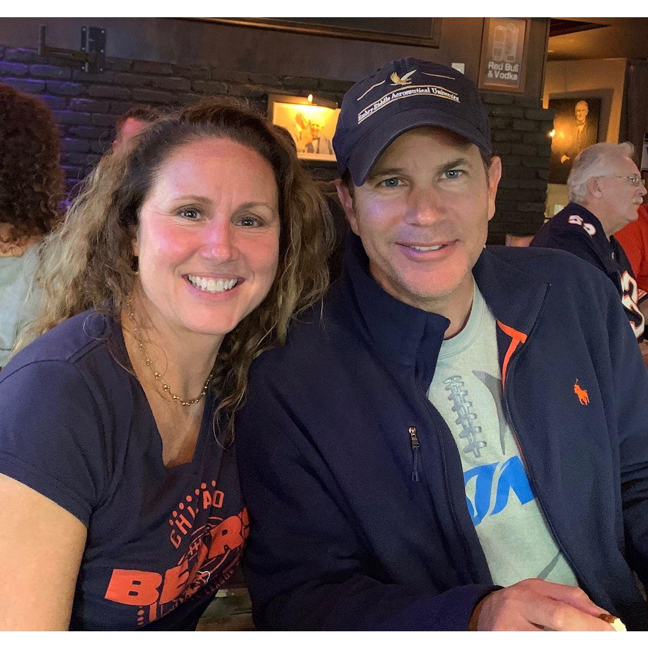 At Edison's in Fort Myers, FL, for the Bears-Lions game.