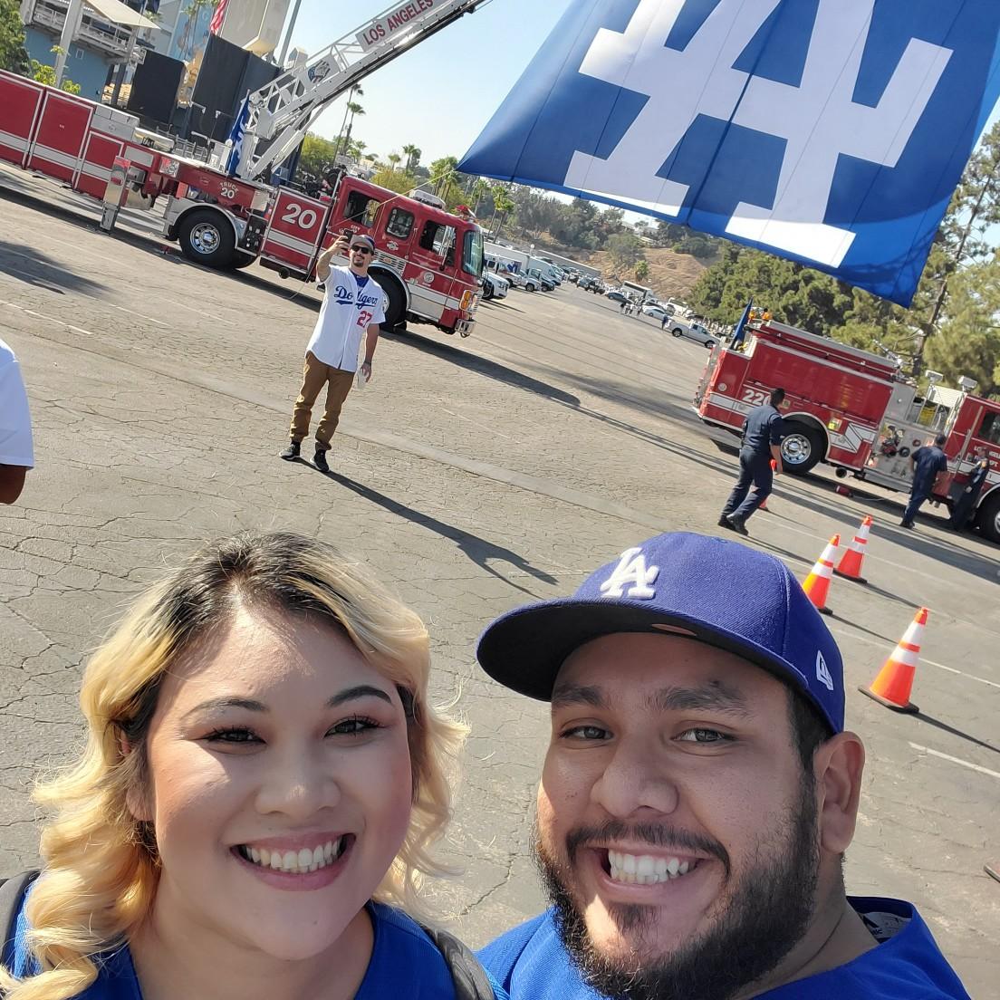 LA