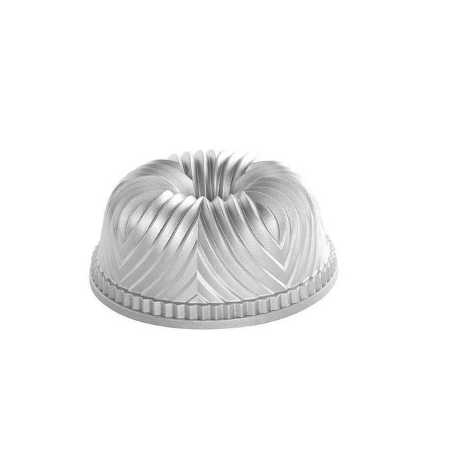 Nordic Ware Pro Cast Bavaria Bundt Pan