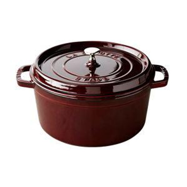 7 Quart Dutch Oven in Grenadine
