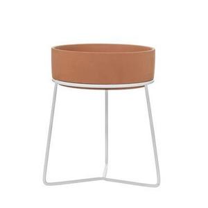 TERRA COTTA FLOWER POT W METAL STAND