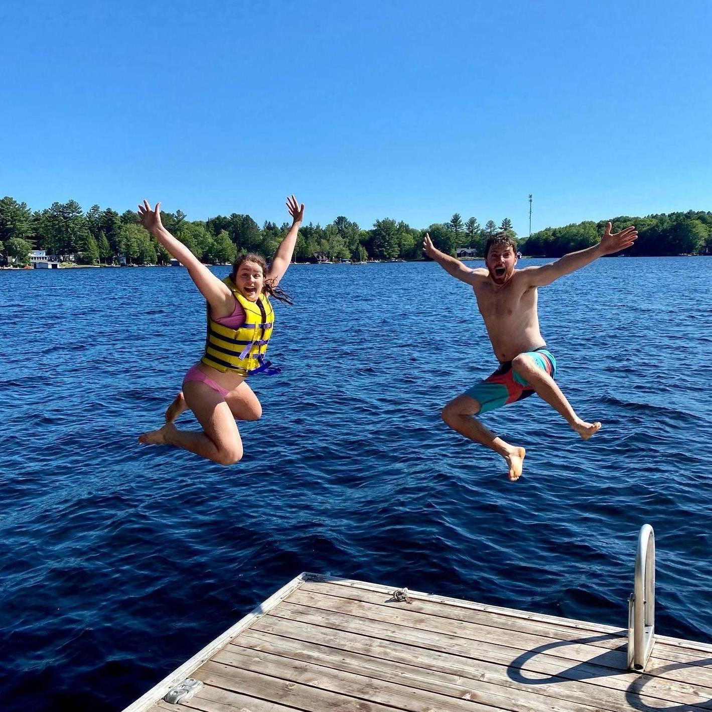 Muskoka kids
(2023)