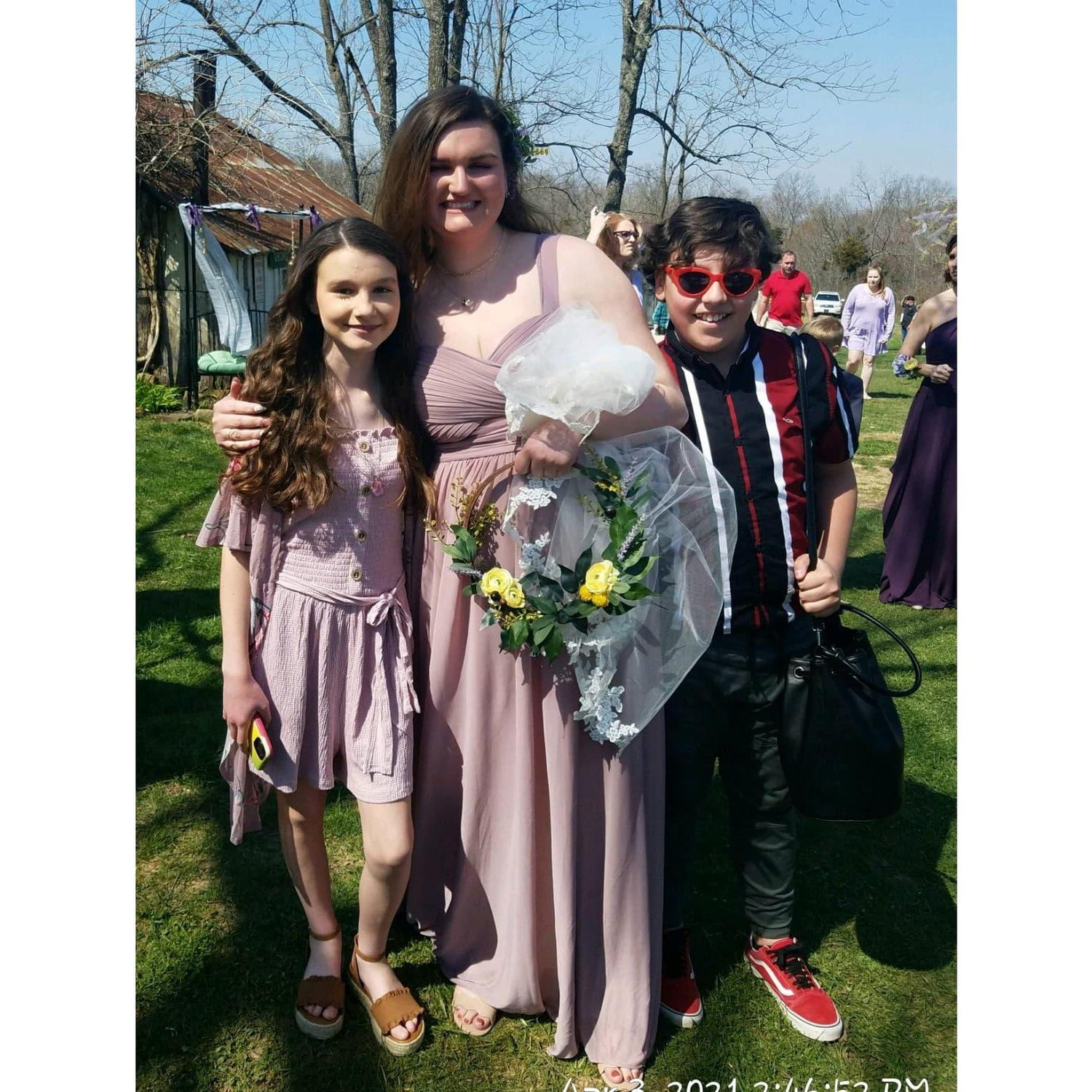 Regan, Madison, and Brody

Cousins of the bride
