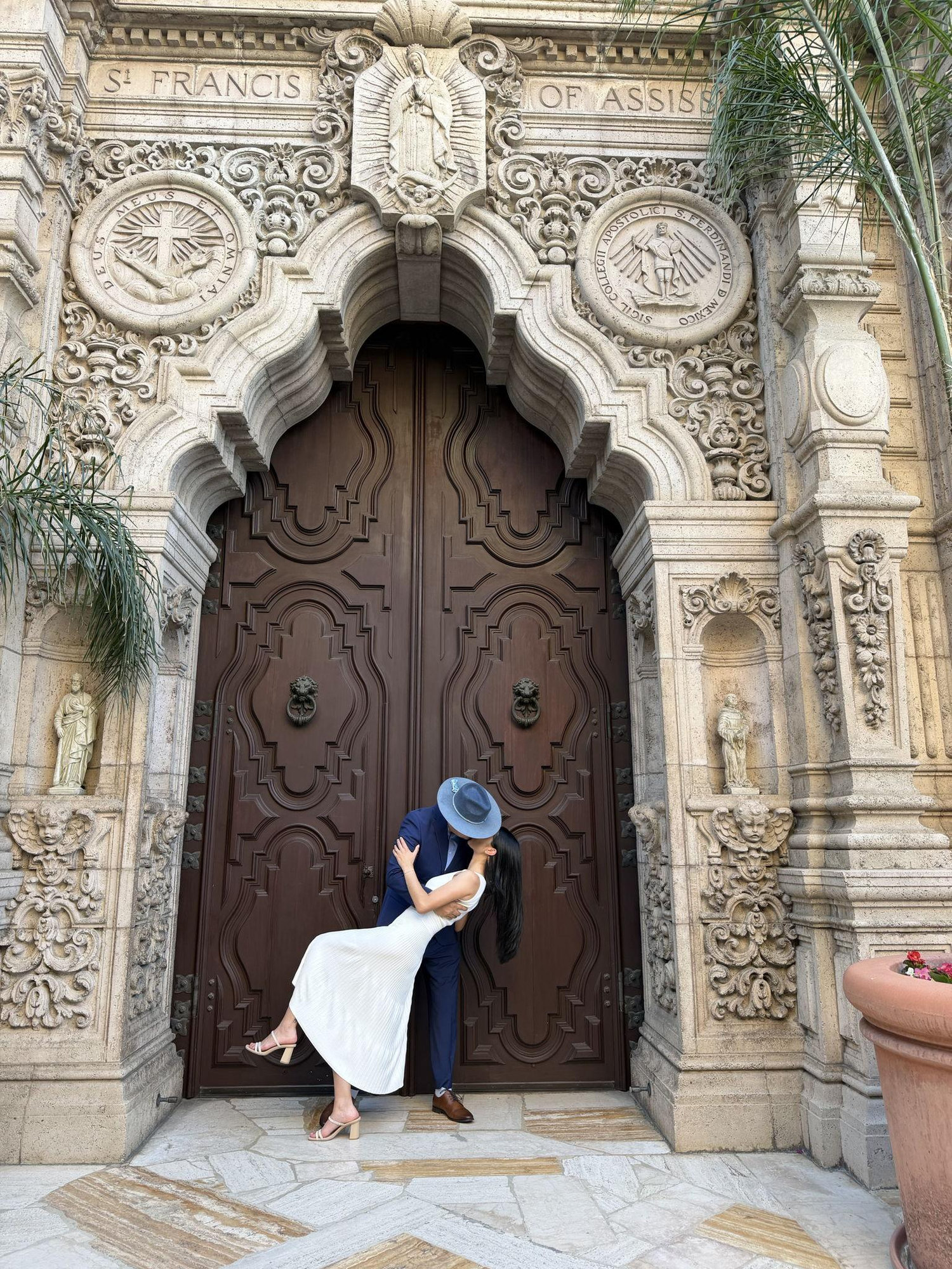 The Wedding Website of Daniela Rodriguez and Walter Lopez