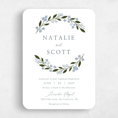 White Rounded Wedding Invitation - Ortensia Classic