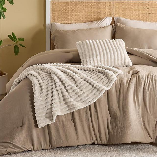 Bedsure Comforter King Size 5 Pieces - King Size Comforter Set with Fleece Throw Blanket and Decorative Pillow, Lightweiget Bedding Comforter Sets, All Season Bedding Sets, Khaki